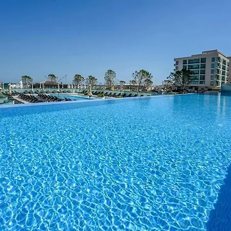 Infinity Spa Luxury Apartment Navodari