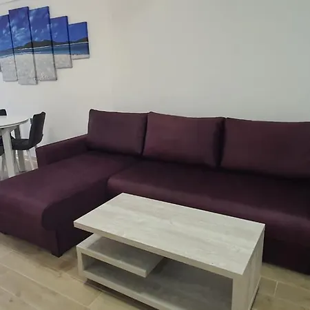 Infinity Luxury Apartment *